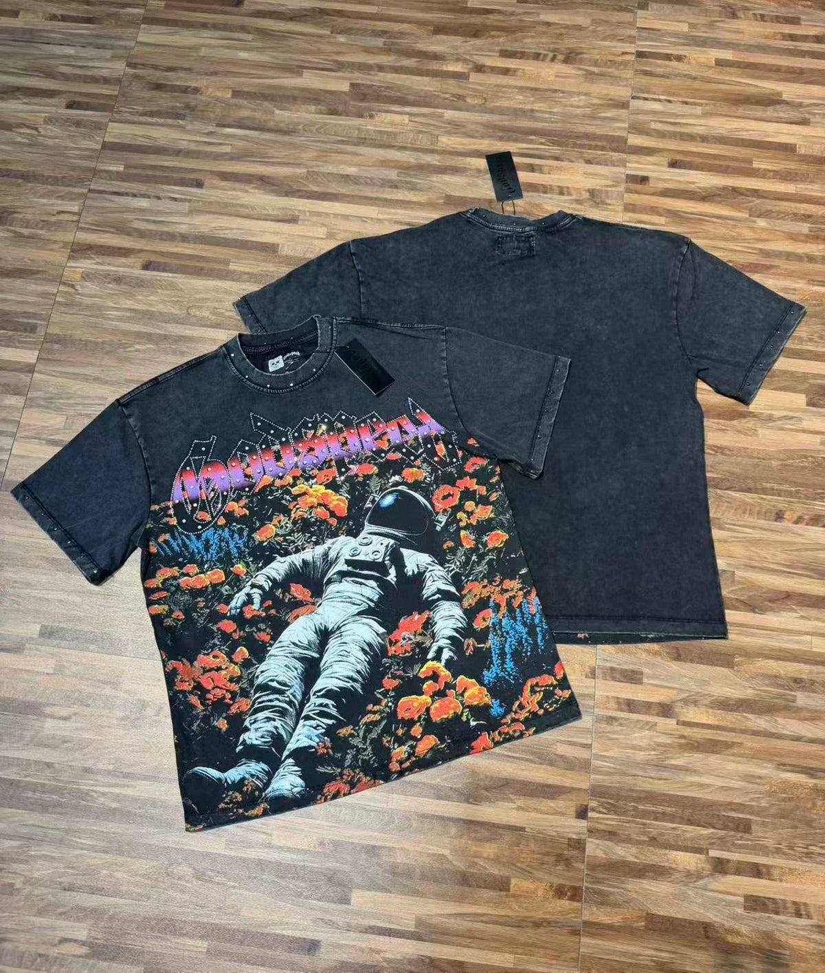 Godspeed Vintage Space Astronaut Graphic T-Shirt – Black